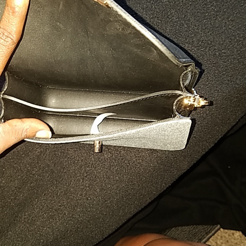 Purse - Picture 4 of 5